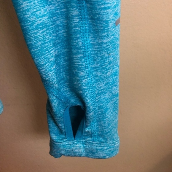 Nike Element Running Zip Top Shirt - Picture 9 of 11